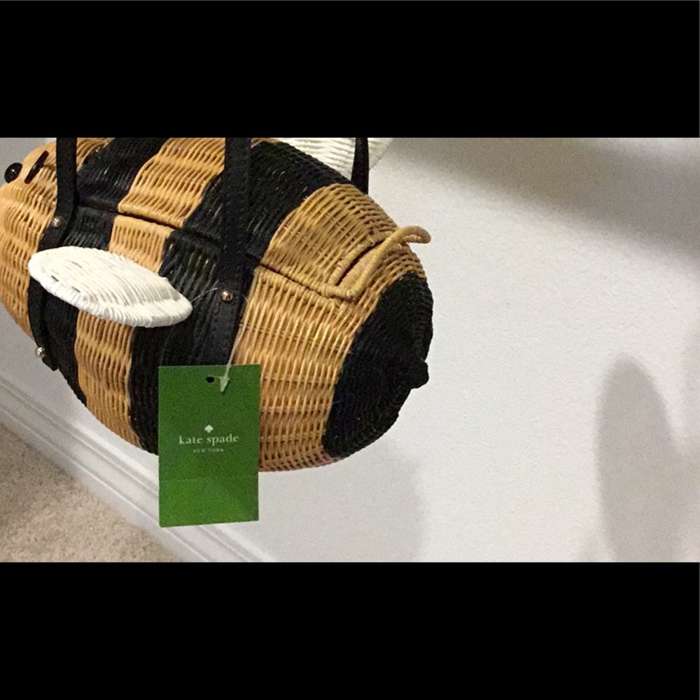 Kate Spade New York Bee Novelty Wicker Bag, new with tags - Picture 3 of 7